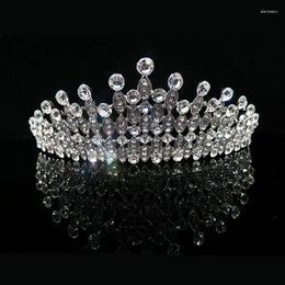 Hair Clips 2024 European Design Shiny Pearl Crystal Tiara Wedding Royal Crown Bridal Accessories Rhinestone Tiaras Crowns Pageant