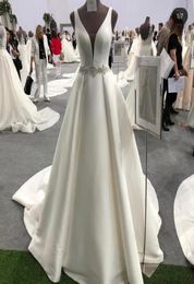 2019 Aline Deep neckline Quality Satin Wedding Dress Beaded Belt Ivory White 1 Metre trian Bridal Gown Pleated Wedding Dress5333948