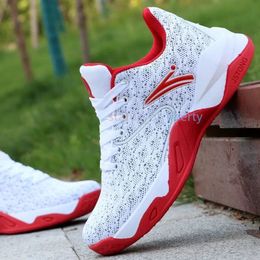 Men Sports Basketball Shoes Air Cushion Basketball Sneakers Anti-skid High-top Couple Shoes Breathable Sports Basketball Boots v7