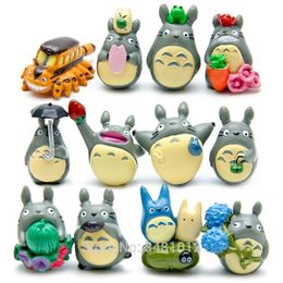 12pcs Studio Ghibli Totoro Mini Resin Action Figures Hayao Miyazaki Miniature Cake Toppers Figurines Dolls Garden Decoration C0220220R