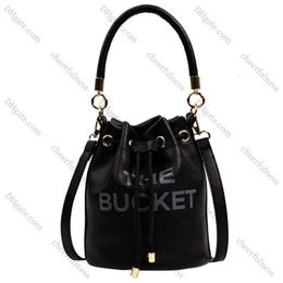 Designer Women Crossbody Bag the Tote Bag Marc Pu Leather Handbags 2023 Fashion Bucket Bags M002