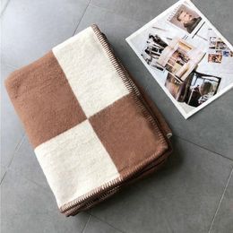 Letter Cashmere Blanket Crochet Soft Wool Shawl Portable Warm Plaid Sofa Travel Fleece Knitted Throw Cape Blankets 130x180cm284S