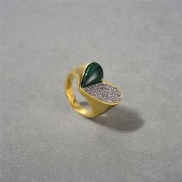 European and American Fashionable Rings Brass Plated with 18k Real Gold Inlaid Ring Love Peacock Diamond Ring Trendy and Simple Retro Versatile Ring