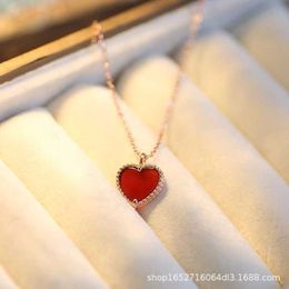 Red Agate Love Pendant Necklace Womens Pure Silver 18K Rose Gold Unique and Versatile High Grade Little Red Heart Collar Chain