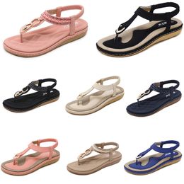 Donne 2024 scarpe sandali Summer tacchi bassi superficie a rete per il tempo libero Mom nero bianco di grandi dimensioni 35-42 J51-1 GAI 18277