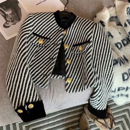 Vintage Stripe Tweed Coat For Women Elegant Stand Collar Long Sleeve Short Outwear Streetwear Spring Autumn Casual Jacket S-XL 240301