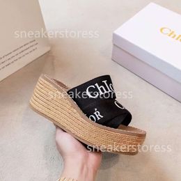 New Sole Woody Letter Chlloe Woven Beach Designer Cross Sandals Printed Thick Slipper Elevated Sandal Bag Rope 2024 for Summer Women Pkik