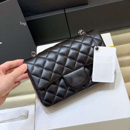 10a lustrzanie Wysokiej jakości worka łańcucha damskiego Crossbody Mini Flap Torby na ramię Mini 20 cm z pudełkową kobietą