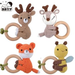 1pc A Free DIY Crochet Elk Bee Baby Teether Wooden Ring Rattle born Teething Nursing Soother Molar Educational 240226