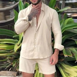 Mens clothing set 2024 summer new solid color European and American mens fashion shirt and shorts two-piece set 240311