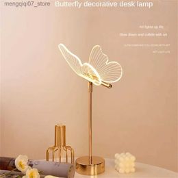 Lamps Shades Table Lamp Retro Gold Acrylic Butterfly LED Desk Lamp Hotel Villa Art Decor LED Table Light Living Room Bedside LED Night Lights L240311