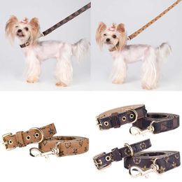 Designs Adjustable PU Leather Pet Collars Fashion Letters Print Old Flowers Leashes for Cat Dog Necklace Durable Neck Decoration A275U