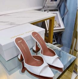 Amina Muaddi Designers talloni sandali da donna scarpe tacco alto puntato toesl cristallone abbigliamento estivo tacco da sposa cinghia cinghia vera pelle sandalo ugghlge780