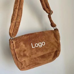 Designer Brown Storage Bag Classic Large Logo Crossbody Towel Bag Single Shoulder Bag Large Capacity Autumn/Winter Plush Women's Bag Travel Portable Shoulder Bag