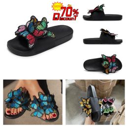 2024 designer sandals famous slippers slides black leather runner womens shoes summer beach heel GAI Italy Slippers paris New fashion