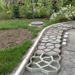 DIY Plastic Path Maker Mold Manually Paving Cement Brick Molds Patio Concrete Slabs Path Garden Ornaments Drop 210318273j