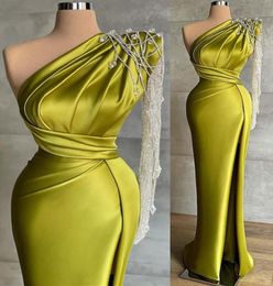 Aso Ebi 2022 Arabic Plus Size Green Sexy Sheath Prom Dresses One Shoulder Satin Evening Formal Party Second Reception Birthday Eng2776822