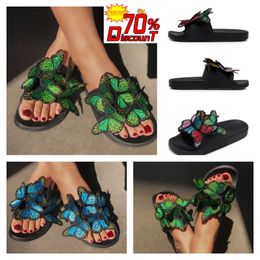 2024 designer sandals famous slippers slides black leather runner womens shoes summer beach sandels heel Flip flops outdoors GAI fashion