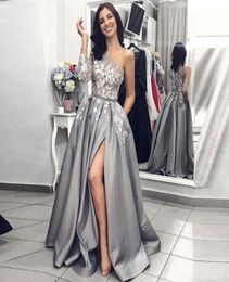 Evening Dresses Silver Satin One Shoulder Long Sleeve Formal Prom Gowns 2021 Arabic Lace Appliques Sexy Side Slit Vestidos De Fies1182509