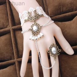 Bangle Vintage Fashion Gothic Bracelet Handmade Lace Big Crystal Wrist Wrap Finger Bracelets Bangles For Women Christmas Gift ldd240312