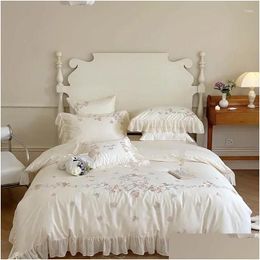 Bedding Sets Romance French Vintage Rose Flowers Embroidery Lace Ruffles 1000Tc Egyptian Cotton Set Duvet Er Bed Sheet Pillowcases D Dhrtd