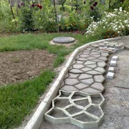 DIY Plastic Path Maker Mould Manually Paving Cement Brick Moulds Patio Concrete Slabs Path Garden Ornaments Drop 210318274C