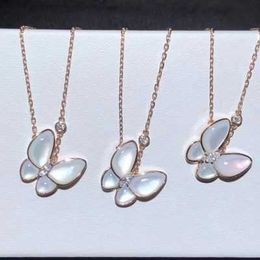 V Necklace Fanjia White Beimu Butterfly Necklace 925 Pure Silver Plated 18K Gold White Beibei Pendant Rose Gold Lock Bone Chain222