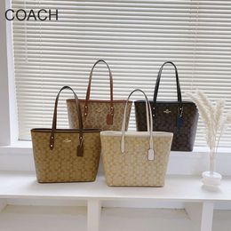 Hot European and American Designer Bag Factory Online Wholesale Retail Womens Bag New Fashion Tote Korean Edition Large Capacity Shoulder Texture Hardware Bag