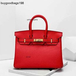 Designers Handbags Designer Bags Cow Leather on the First Floor 2024 New Fashion Versatile Large Capacity Square Red Cross Body EK1X