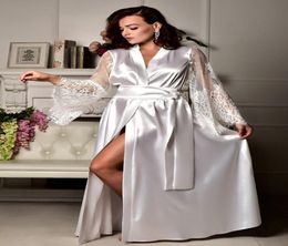 Newest Satin Polyester Long Sleeve Lace Wedding Bride Bridesmaid Robe Women Floral Bathrobe Kimono with Sash Sexy Sleepwear2586883