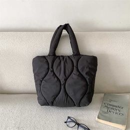 HBP Non-Brand Wholesale Shoulder Bag Fashion Designer Handbags Women Luxury Embroidery Nylon Tote