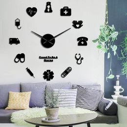 Proud To Be A Nurse 3D DIY Mute Mirror Effect Wall Clock Drugstore Hospital Wall Art Decor Clock Watch Gift For Doctor & Nurse Y20210B