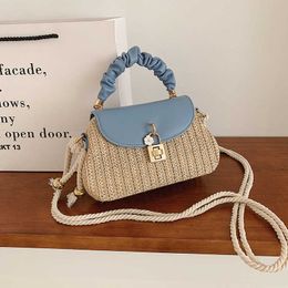 Beach Bags Woven Women's Bag Fashionable Grass Weaving Crossbody Folded Design Handbag Rural Tourism Shoulder