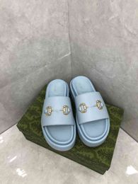 Pantofole con design di lusso da donna lungomare in rilievo mulo scivolo in gomma cuscino per piscina pantofole comfort sandali da spiaggia verde arancione estate
