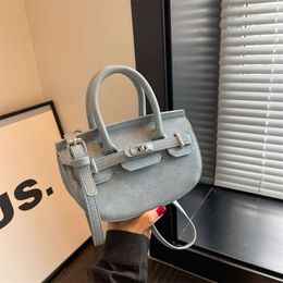 Shop Factory Wholesale Commuter Bag with Niche Design Womens 2024 New Trendy and Versatile Crossbody High-end Texture Handbag