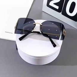 Zhang Yuanyings same popular online sunglasses high-end curved lenses frameless sunglasses for womens Personalised wear sun protection sunglasses