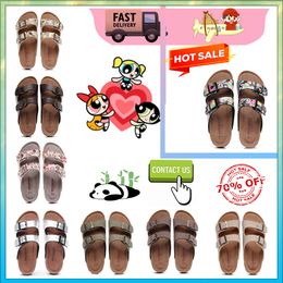 Designer Casual Platform High rise thick soled PVC slippers man Woman Light weight wear resistant Leather rubber soft soles sandals Flat Summe1r Beach Slipper GAI