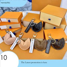 Keychains Lanyards With Box Fortune Cookie Bag Hanging Keychain Car Flower Charm PU Leather Key Chain 845