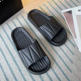 Free Shipping Designer slides sandal sliders for men women GAI pantoufle mules men women slippers trainers sandles color-28 XJ