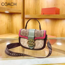 American Top Brand Fashion Tote Handbag Womens Bag New Trendy and Advanced Color Contrast Shoulder Versatile Wide Strap Crossbody Handbag