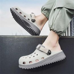 Sandals White Shower Men Flip Flops Men's Beach Sandal Shoes Luxury Loafers Sneakers Sports Super Cozy Practice Novelty