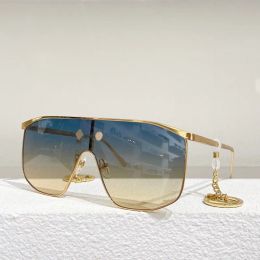 Fashion men Golden Mask sunglasses for women designer luxury big frame Sun Glasses with pendant