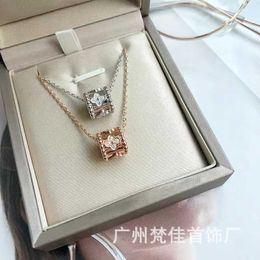 Designer Pendant Necklace Sweet Love Vanca Jade Silver 18k Rose Gold Kaleidoscope Female Lucky Four Leaf Clover Pendant Small Pretty Waist Clavicle Chain 9ui9