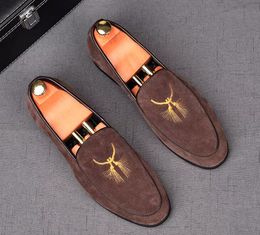Men Suede Designer Embroidery Leather Shoes Loafers Street Dance Wedding Party Dress Sneaker Flats Breathable Casual Non