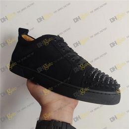 Top_Shoes_Factory Luxury Designer Casual Shoes For Sale Low Tops Flat Spikes Flats Black Blue Suede Silver Diamond Men Women Prom Wedding Shoe Sneakers With Dust Bag