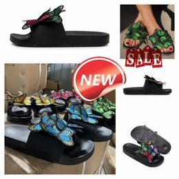 2024 designer sandals famous slippers slides black brown runner shoes summer beach sandels heel Casual GAI Italy Slippers paris New