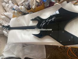 In Stock Nikki MotleyCrue Rich Warlock Bass Black 4 Strings Electirc Bass Guitar Reverse Headstock Diamond Inlay Chrome Hardware