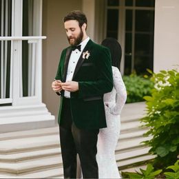 Men's Suits Groom Tuxedo For Wedding Slim Fit Men Peaked Lapel Green Velvet Man Smoking Jacket With Pants 2 Pieces 2024