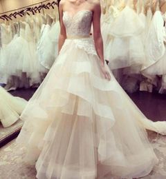 Chic Luxury A Line Bridal Gowns Online Beaded Lace 3DAppliques Tulle Ruffle Skirt Chapel Train Garden Wedding Dresses vestidos de2557560