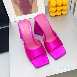 Thick heel square toes slippers Designer Sandals summer shoes 115mm Dinner dress shoes Women's leather Satin factory shoe